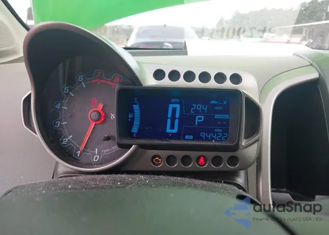 2015 Chevrolet Sonic Lt Auto из США, поврежденный, VIN 1G1JC6SH4F4218888